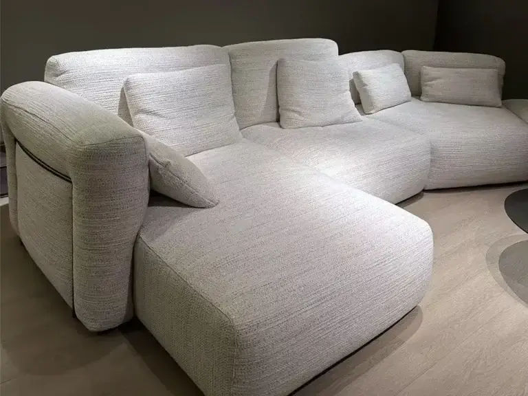 Chaise Lounge