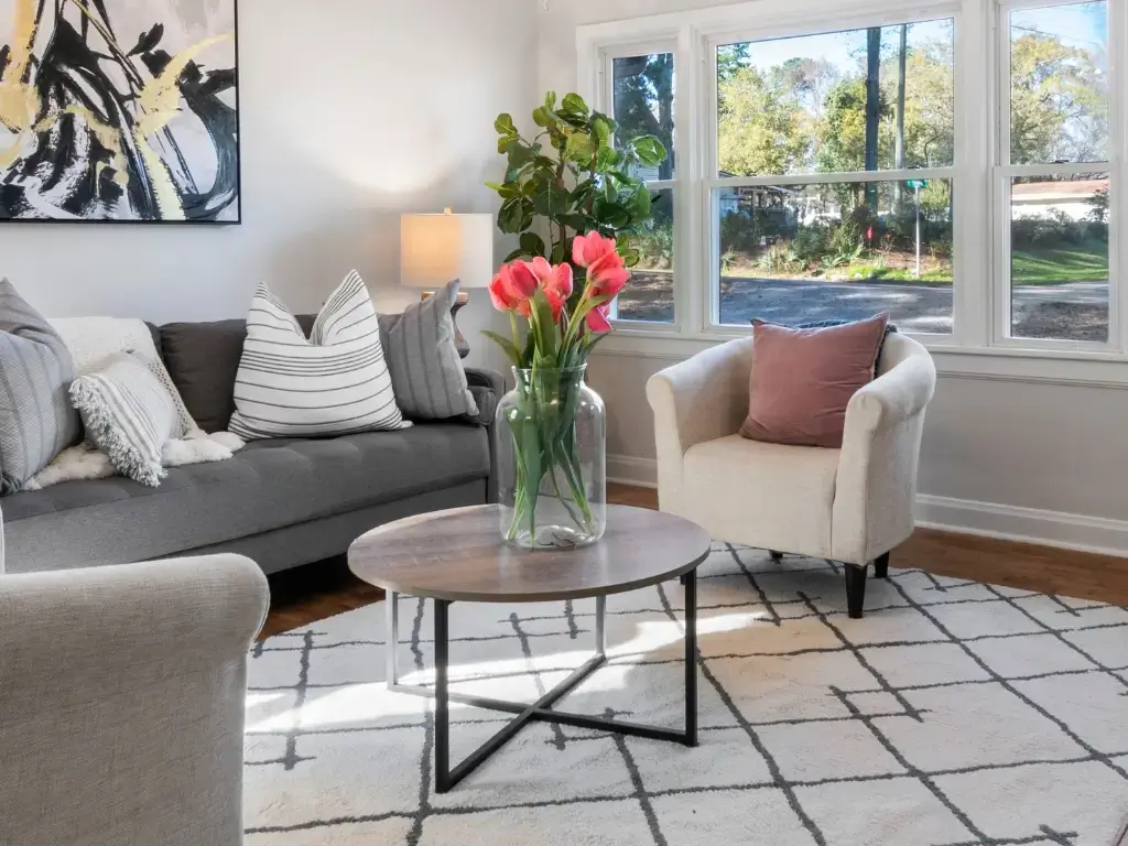  Potted and Fresh-Cut Greenery: Coffee Table Decor Essentials
