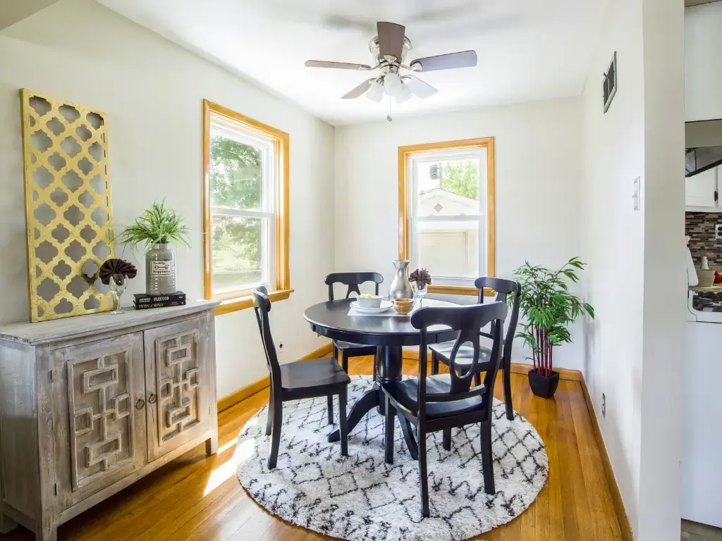 Using Colour and Texture to Transform Your Living Dining Room Decor